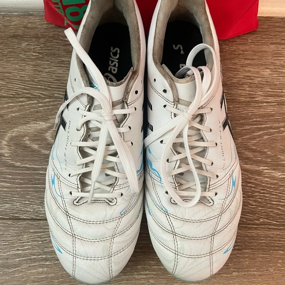 asics soccer cleats